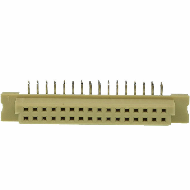 Sağ Açı Din41612 PCB 2.54mm Örtülü Başlık Konektörü Erkek 2*16 toplu iğne